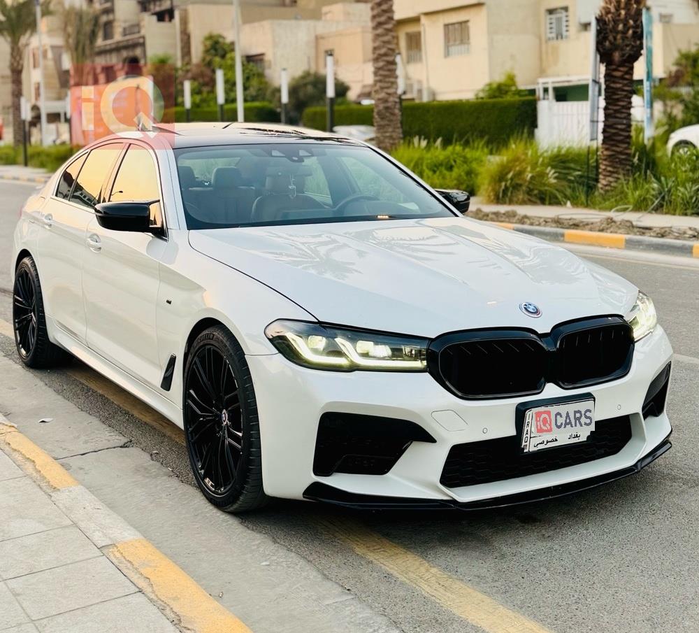 بی ئێم دەبڵیو سیریەس 5